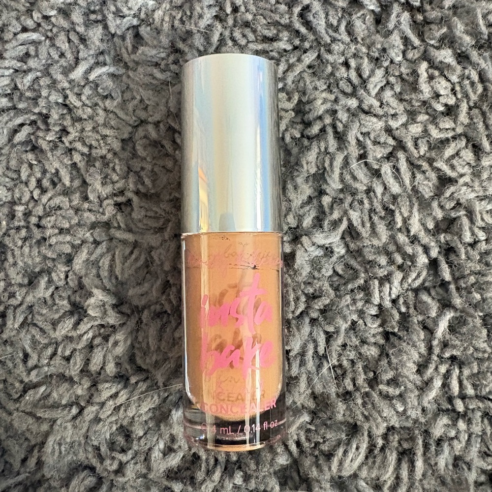 NWT insta bake 3-in-1 full coverage concealer, shade: 008 karak chai